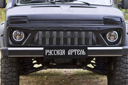 Решетка радиатора с сеткой металлик Lada Нива 2131 (1994-2019) RRL-115100