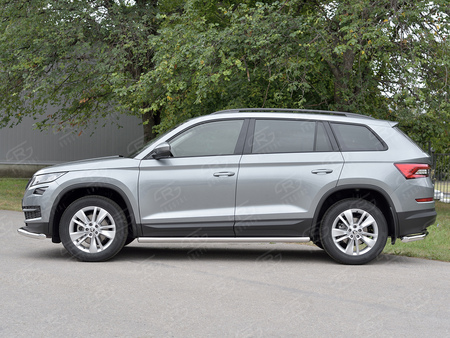 Пороги труба d63 вариант 3 RUSSTAL Skoda Kodiaq (2017-2021) SKKT-0027763