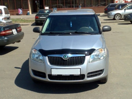 Дефлектор капота SIM для Skoda Roomster (2006-2020)  SSCFAB0712