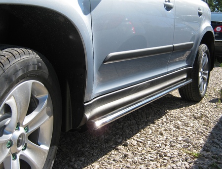 Пороги труба овал d75х42 RUSSTAL Skoda Yeti (2009-2012) SYO-000745