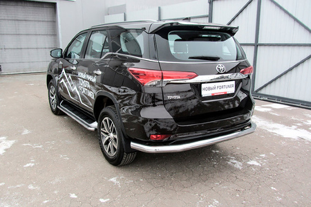 Защита заднего бампера d76 длинная Toyota Fortuner (2017-2024) TFOR-007