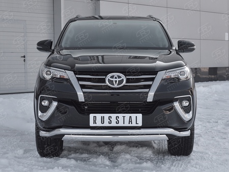 Защита переднего бампера d63 волна-d75х42 дуга RUSSTAL Toyota Fortuner (2017-2021) TFZ-002877