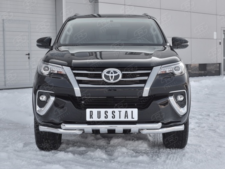 Защита переднего бампера d63 дуга-d63 уголки+клыки RUSSTAL Toyota Fortuner (2017-2021) TFZ-002879