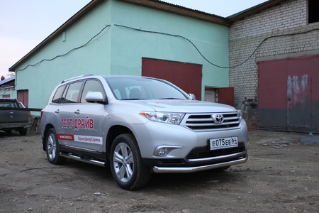 Защита переднего бампера d76 длинная Toyota Highlander (2010-2014) THI004