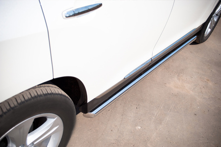 Пороги труба d63 вариант 1 RUSSTAL Toyota Highlander (2010-2013) THT-0007371