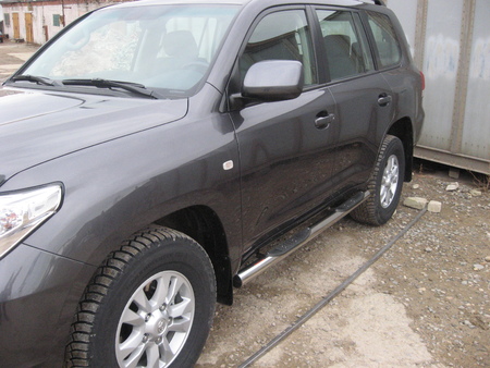 Защита порогов d76 с проступями Toyota Land Cruiser 200 (2007-2012) TLC2-015