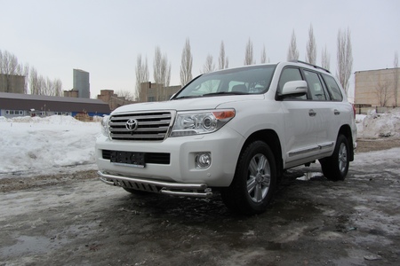 Защита переднего бампера d57+d57 двойная с защитой картера  Toyota Land Cruiser 22000 (2012-2020) TLC2-12-003