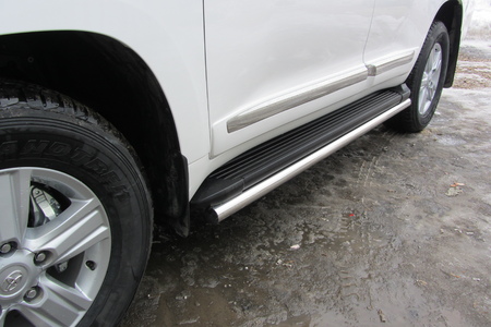 Защита штатного порога d57 Toyota Land Cruiser 200 (2012-2020) TLC2-12-016