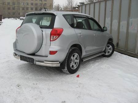 Защита заднего бампера уголки d76+d42 двойные Toyota RAV4 (2006-2009) TR4010