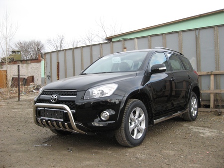 Кенгурятник d57 низкий c защитой картера Toyota RAV4 L (2009-2012) TR409L-003