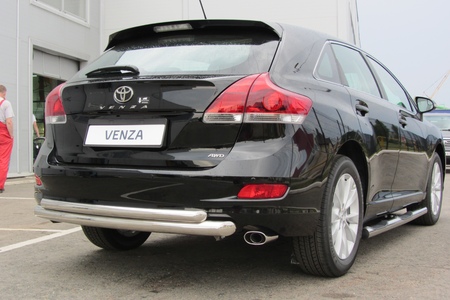 Защита заднего бампера d76+d57 двойная радиусная Toyota Venza (2012-2016) TVEN009