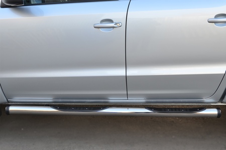 Пороги труба d76 с накладкой вариант 2 RUSSTAL Volkswagen Amarok (2009-2015) VAKT-0015632