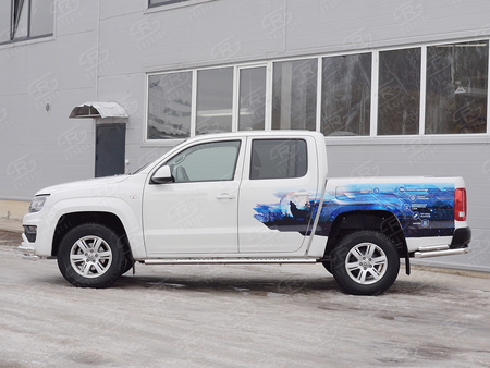 Пороги труба d120х60 овал с проступью RUSSTAL Volkswagen Amarok (2016-2023) VAMO-002542