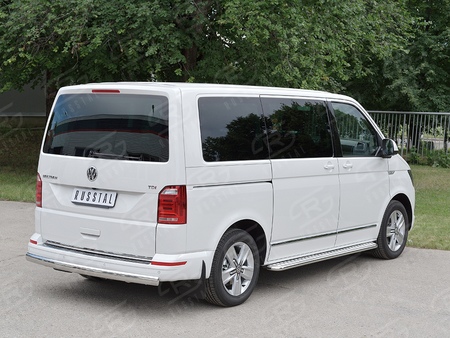 Защита заднего бампера d75х42 дуга RUSSTAL Volkswagen Multivan Caravella Transporter T6 (короткая база) (2016-2020) VCTZ-002318