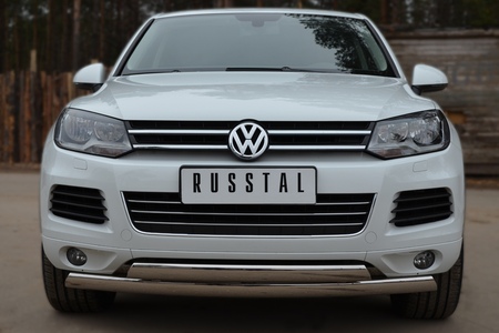 Защита переднего бампера d75х42/75х42 овалы дуга RUSSTAL Volkswagen Touareg (2010-2013) VTZ-001069