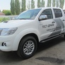 Пороги алюминиевые Slitkoff Optima Black черные Toyota Hilux (2011-2015)