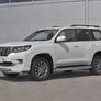 Защита переднего бампера d63 дуга-d63 уголки+клыки RUSSTAL Toyota Land Cruiser Prado 150 Style (2019-2024)