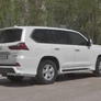 Защита заднего бампера уголки d76 секции RUSSTAL Lexus LX (TRD Superior) (2015-2022)