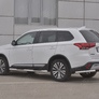 Защита заднего бампера уголки d63 секции RUSSTAL Mitsubishi Outlander (2018-2023)