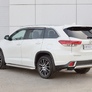 Защита заднего бампера d75х42 дуга RUSSTAL Toyota Highlander (2017-2020)