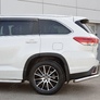 Защита заднего бампера уголки d63 секции RUSSTAL Toyota Highlander (2017-2020)