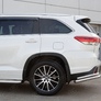 Защита заднего бампера уголки d63 секции-d42 секции RUSSTAL Toyota Highlander (2017-2020)