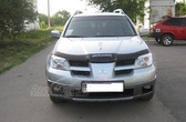 Дефлектор капота SIM с логотипом для Mitsubishi Outlander (2003-2007)