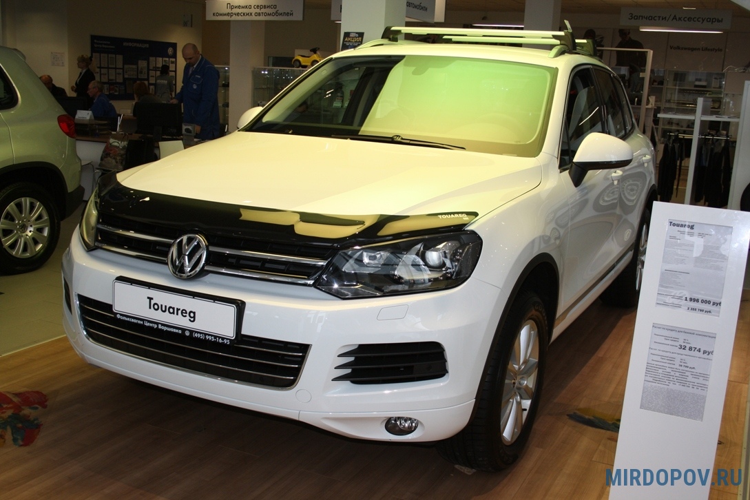 Дефлектор капота EGR Volkswagen Touareg (2010-2018) № 024041L - купить по  лучшей цене на mirdopov.ru