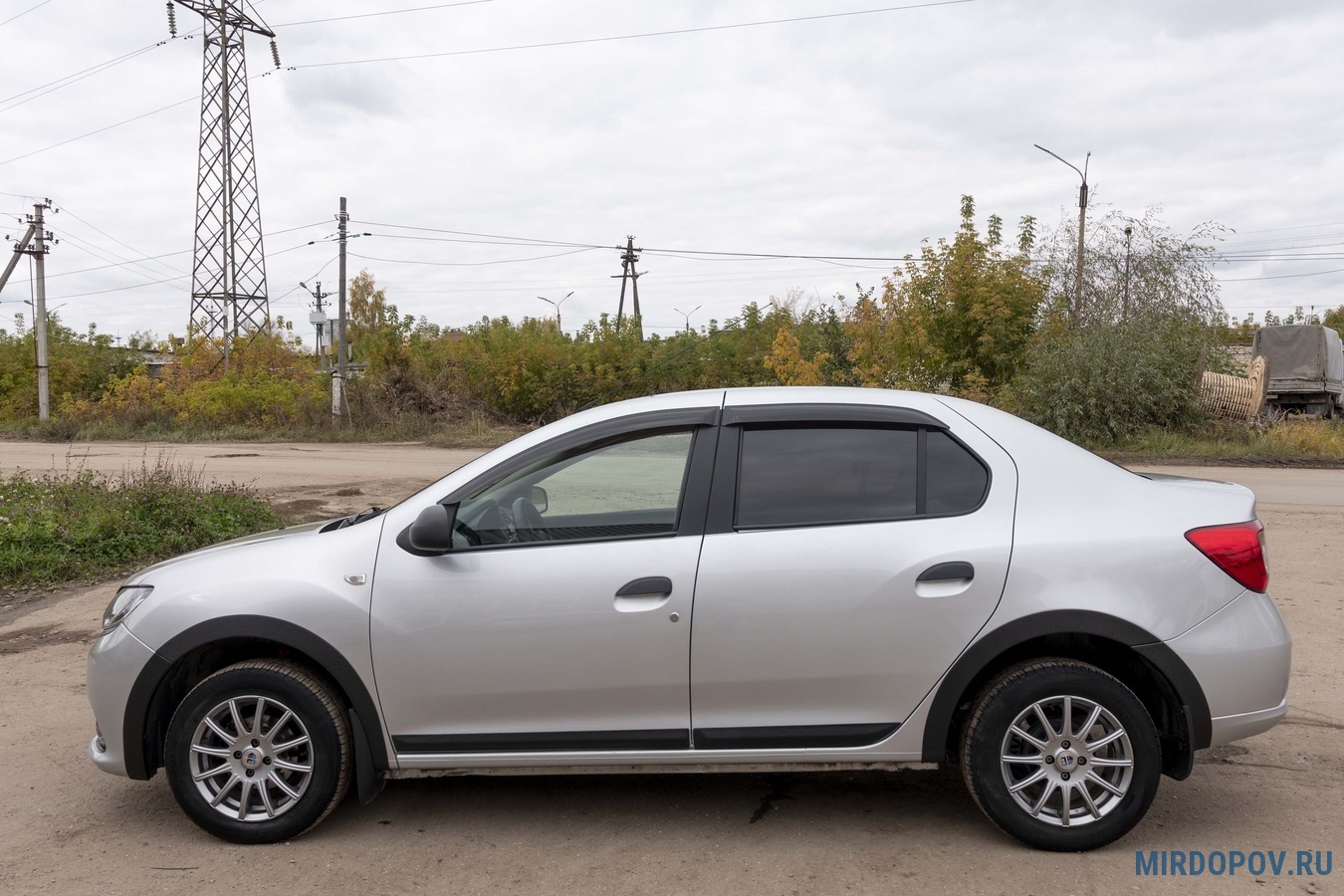 Накладки на колёсные арки Renault Logan (2018-2024) № NAR-072002 - купить  по лучшей цене на mirdopov.ru