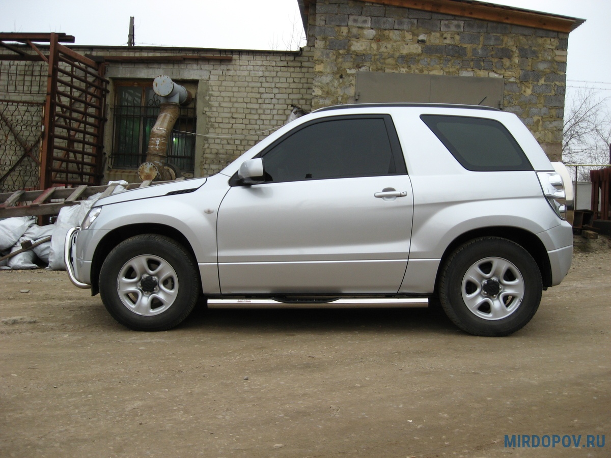 Защита порогов d76 с проступями Suzuki Grand Vitara 3d (2008-2020) №  SGV3D08009 - купить по лучшей цене на mirdopov.ru