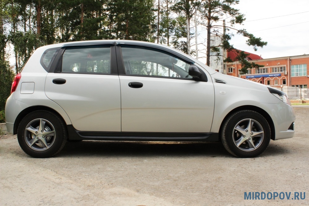 Тюнинг обвес заднего бампера на Chevrolet Aveo Хэтчбэк (2007-2011) Крашеный вариант