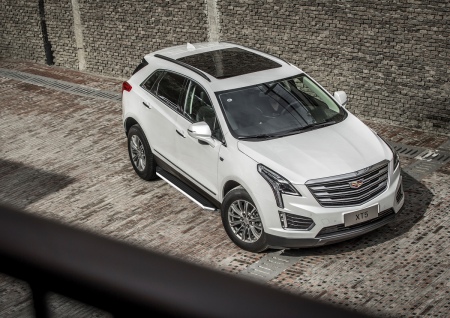 Пороги алюминиевые Premium Cadillac XT5 (2016-2020) A193ALP.0801.1