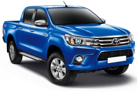 Пороги алюминиевые Bmw-Style Toyota Hilux (2015-2025) D193AL.5708.1