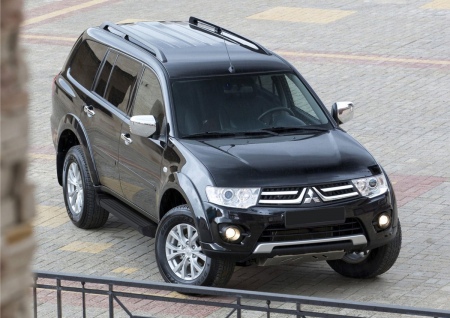 Пороги алюминиевые Black new Mitsubishi Pajero Sport  (2008-2016) F173ALB.4003.1