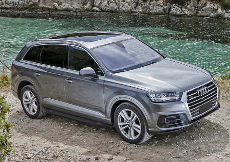 Пороги алюминиевые Black new Audi Q7 (2015-2020) F193ALB.0304.1