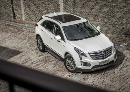 Пороги алюминиевые Black Cadillac XT5 (2016-2020) F193ALB.0801.1