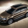 Пороги алюминиевые Premium Black Volkswagen Tiguan (2007-2017)