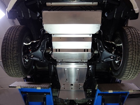 Защиты комплект (алюминий) (радиатор, картер, КПП, рк) ТСС Mitsubishi Pajero Sport (2016-2025) ZKTCC00268K