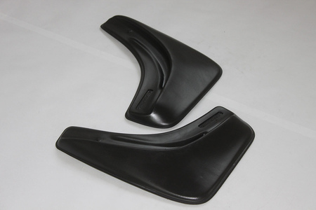 Брызговики задние Suzuki SX4 (2013-2021) 7012040461