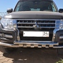 Защита переднего бампера двойная с декором UKO для Mitsubishi Pajero IV (2006-2018)