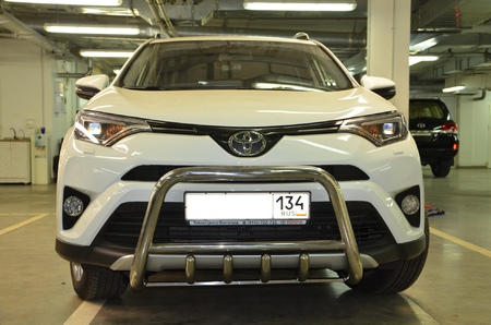 Защита переднего бампера скоба низкая+акула UKO для Toyota RAV4 (2015-2019) TRAV.15.76