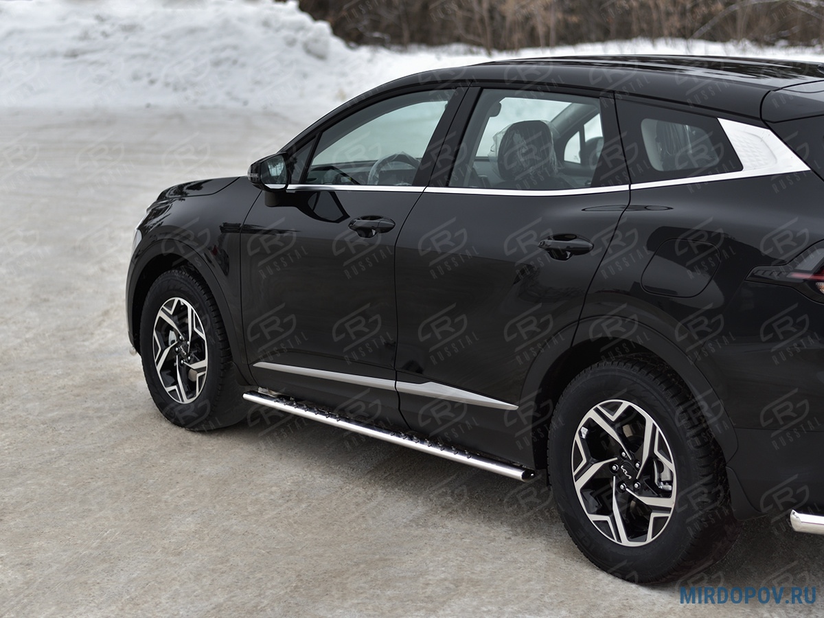 Пороги овальные 75х42 с проступью RUSSTAL для Kia Sportage (2022-2023) №  KSO-004032 - купить по лучшей цене на mirdopov.ru