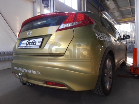 Фаркоп оцинкованный с быстросъемным шаром Galia для Honda Civic хетчбек 5 дверей (2012-2016) H090C