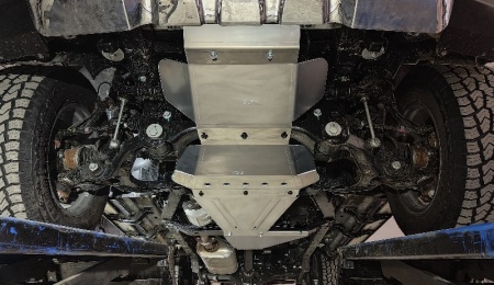 Комплект защит (алюминий) ТСС для Baic BJ40 (2023-2025) ZKTCC00666K