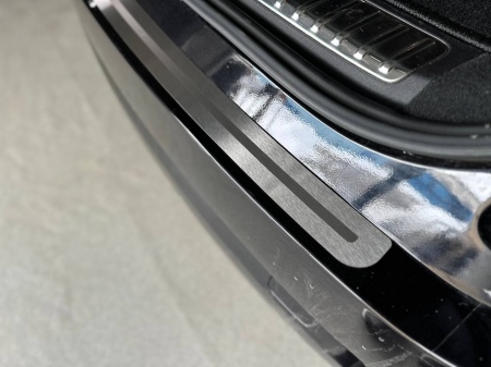 Накладка на задний бампер шлифованная с надписью ТСС для Lixiang L9 (2024-2025) LIXL925-03