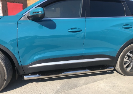 Пороги труба с проступью UKO для Chery Tiggo 7L (2024-2025) CTG.7L.25.93