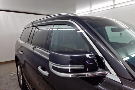 Дефлекторы боковых окон аэродинамические из 6-ти частей с хром молдингом Стрелка11 для Hongqi LS7 (2022-2026) 2D425-6C.S11