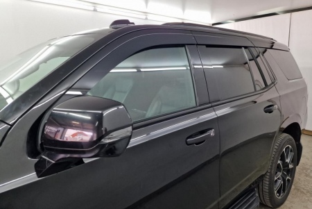 Дефлекторы боковых окон аэродинамические из 6-ти частей Стрелка11 для Chevrolet Тahoe (2020-2024) 2D485-6.S11