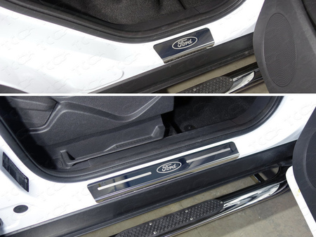 Накладки на пороги (лист зеркальный с логотипом Ford) Ford Kuga (2016-2019) FORKUG17-09