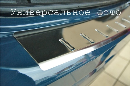 Накладка на задний бампер с загибом зеркальная Chevrolet Captiva (2011-2019) 40-4014